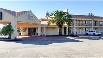 Hotel 6 Charles, La 2*